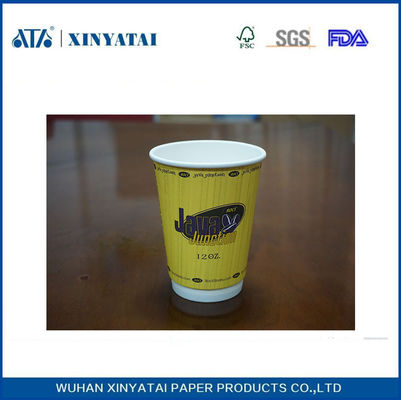 China Fruit Juice / Getränke Benutzerdefinierte Papierkaffeetassen, Takeaway Kaffeetassen für heiße Getränke fournisseur